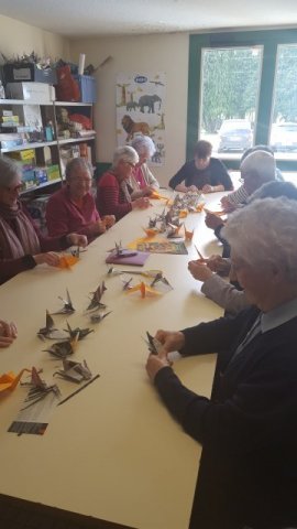 Origami avec le Club de l'Amitié